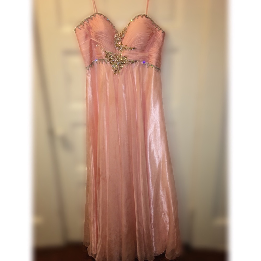 Dave & Johnny prom dress / evening gown